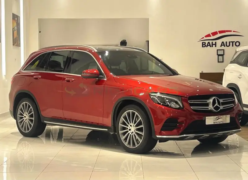  Mercedes-Benz GLC 